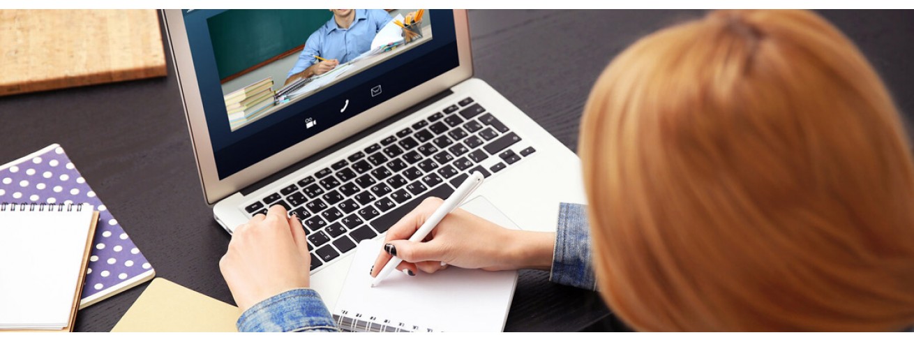 Μαθήματα μέσω web